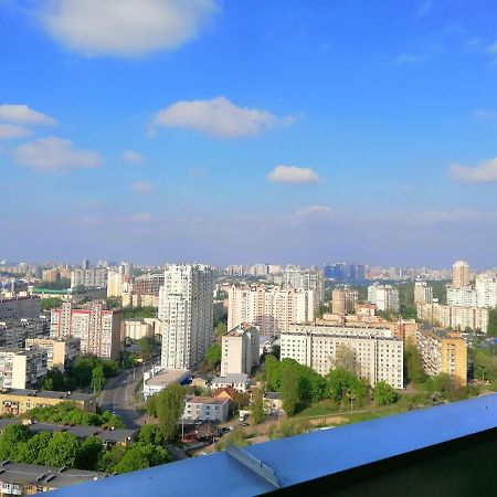Видовая 25Й Этаж. Новый Дом. Шалимова, Isida. Шулявская, Гарматная, Индустриальный Мост. Космополитан. Большевик. Жд Вокзал. Κίεβο Εξωτερικό φωτογραφία