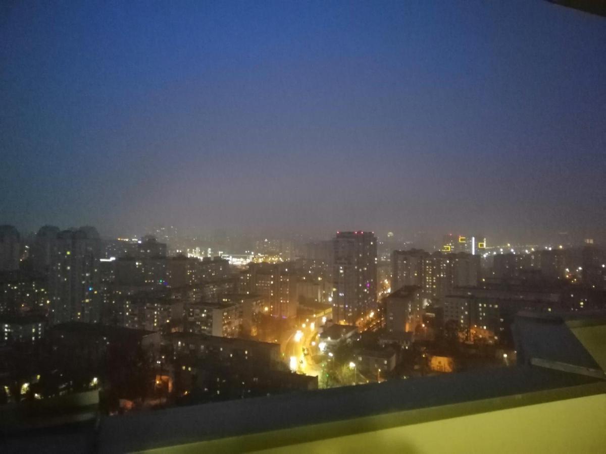 Видовая 25Й Этаж. Новый Дом. Шалимова, Isida. Шулявская, Гарматная, Индустриальный Мост. Космополитан. Большевик. Жд Вокзал. Κίεβο Εξωτερικό φωτογραφία